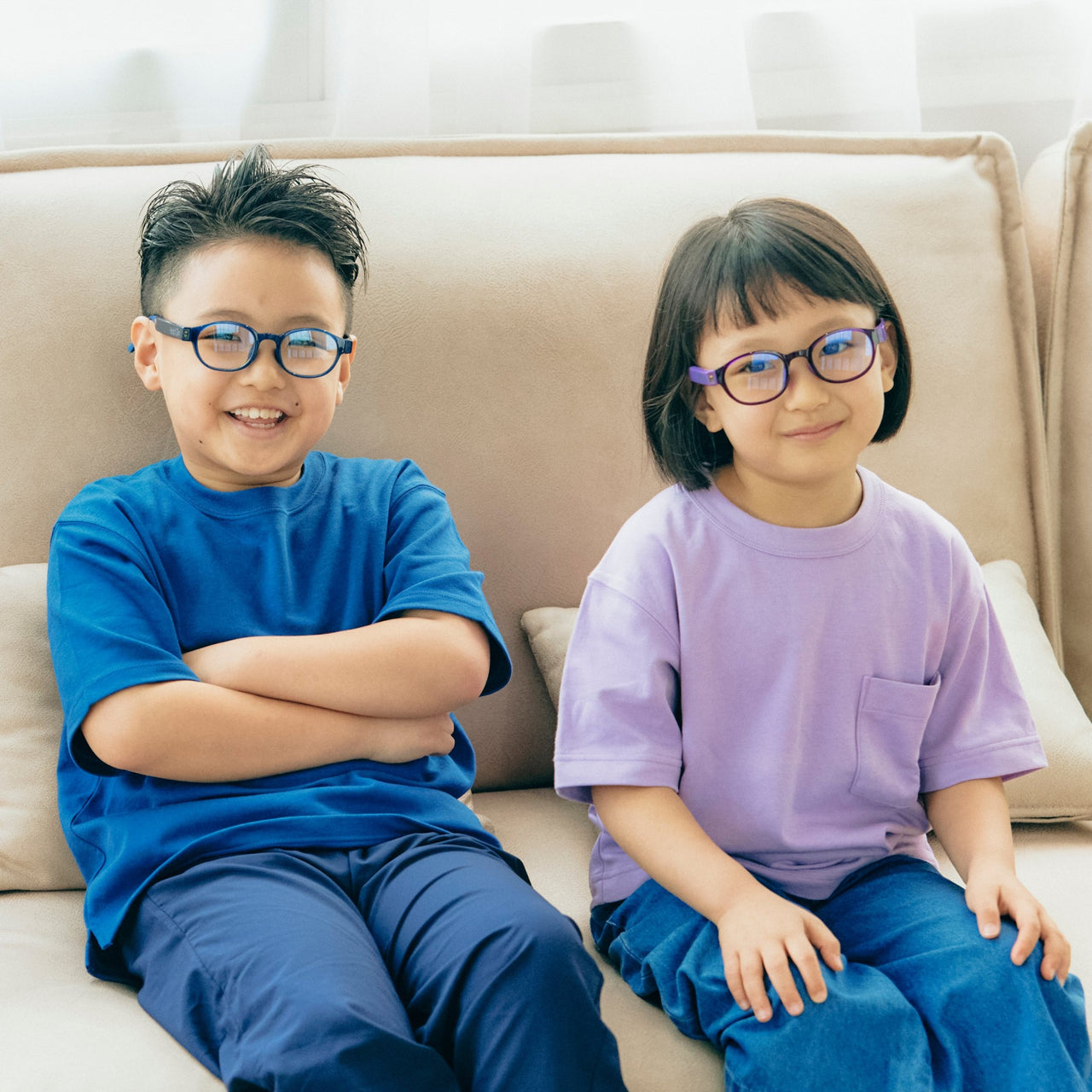 HoldOn Ai/Glasses(子供用)|子どもの姿勢改善&生活習慣改善