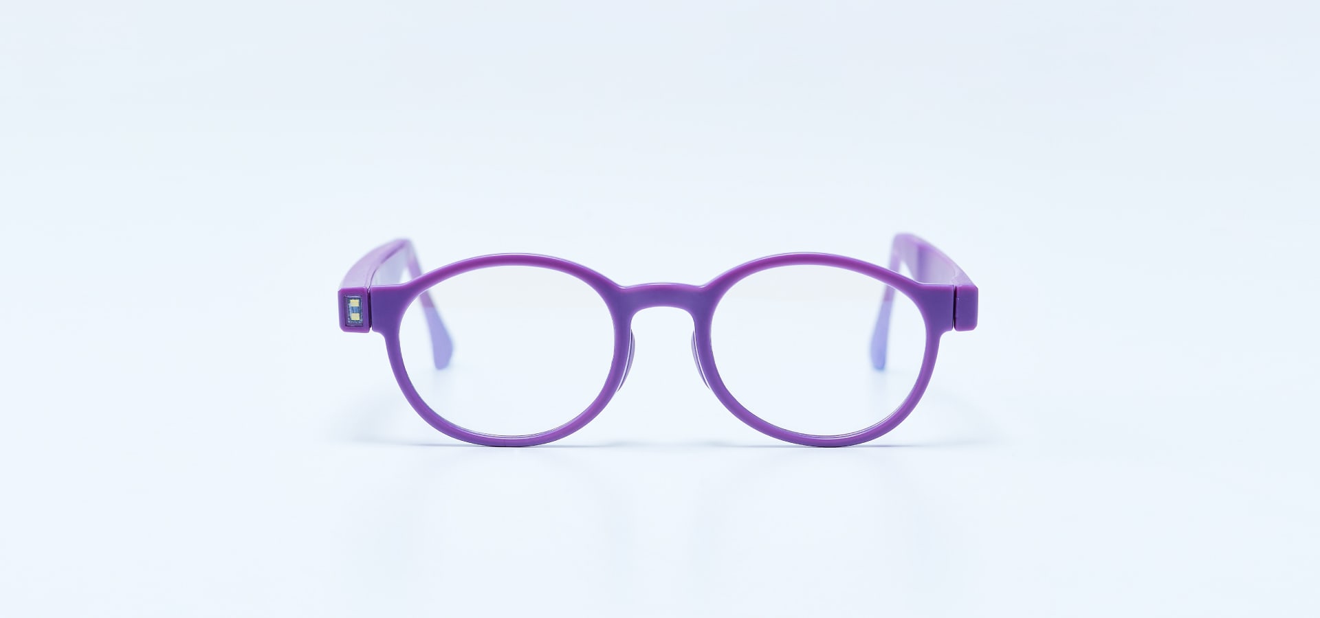 子どもの姿勢改善に 近視進行の抑制予防に HoldOn Ai/Glasses – 近視の